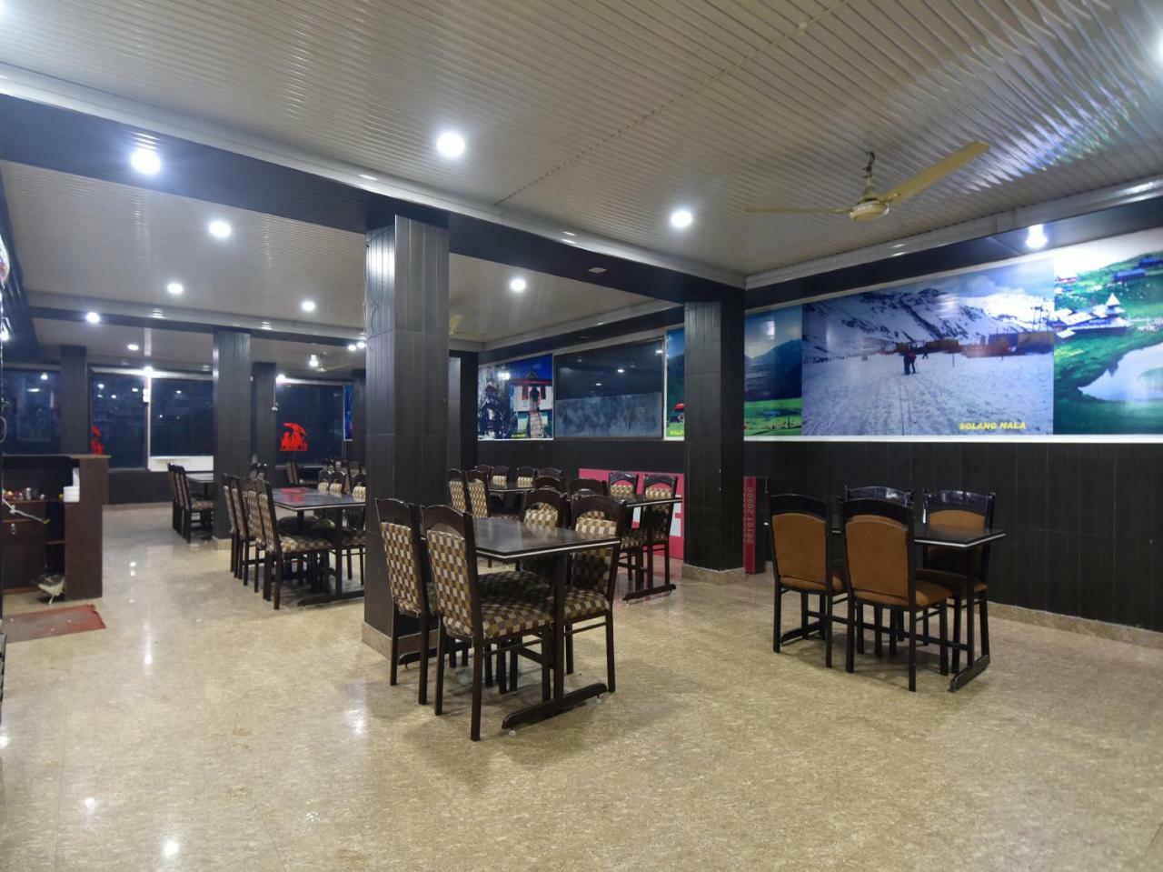 Oyo 28027 Hotel Dhruv Mandi Εξωτερικό φωτογραφία