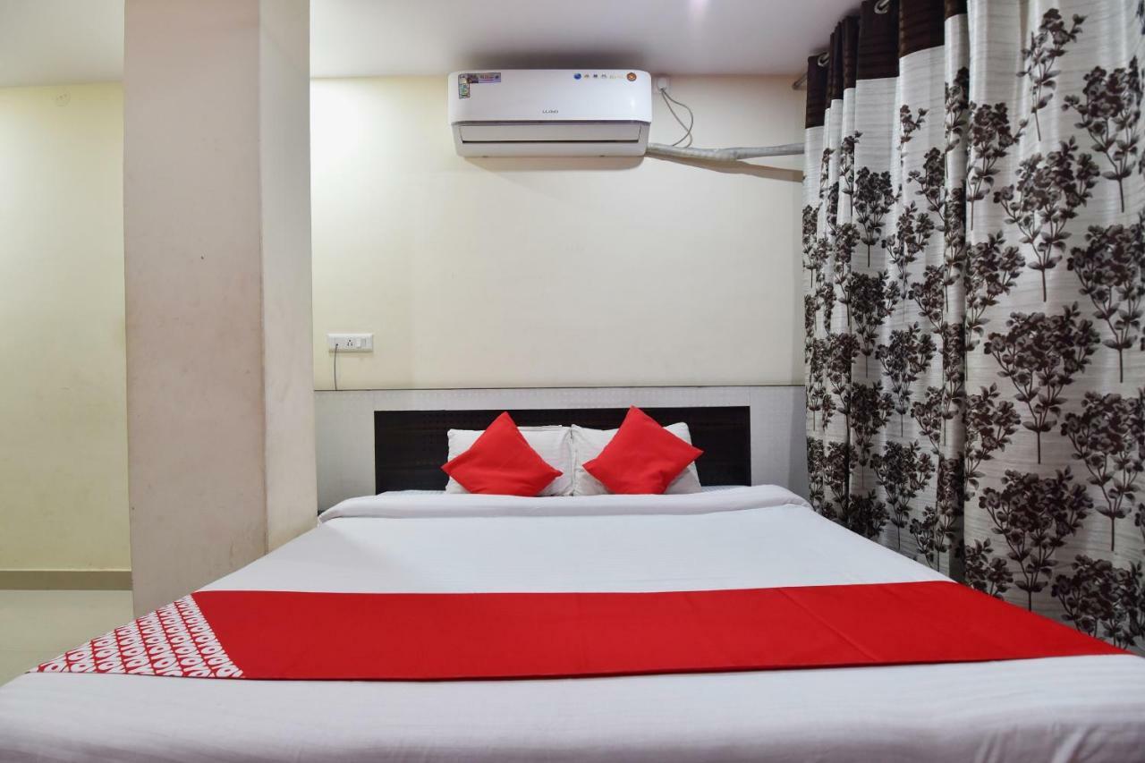 Oyo 28027 Hotel Dhruv Mandi Εξωτερικό φωτογραφία