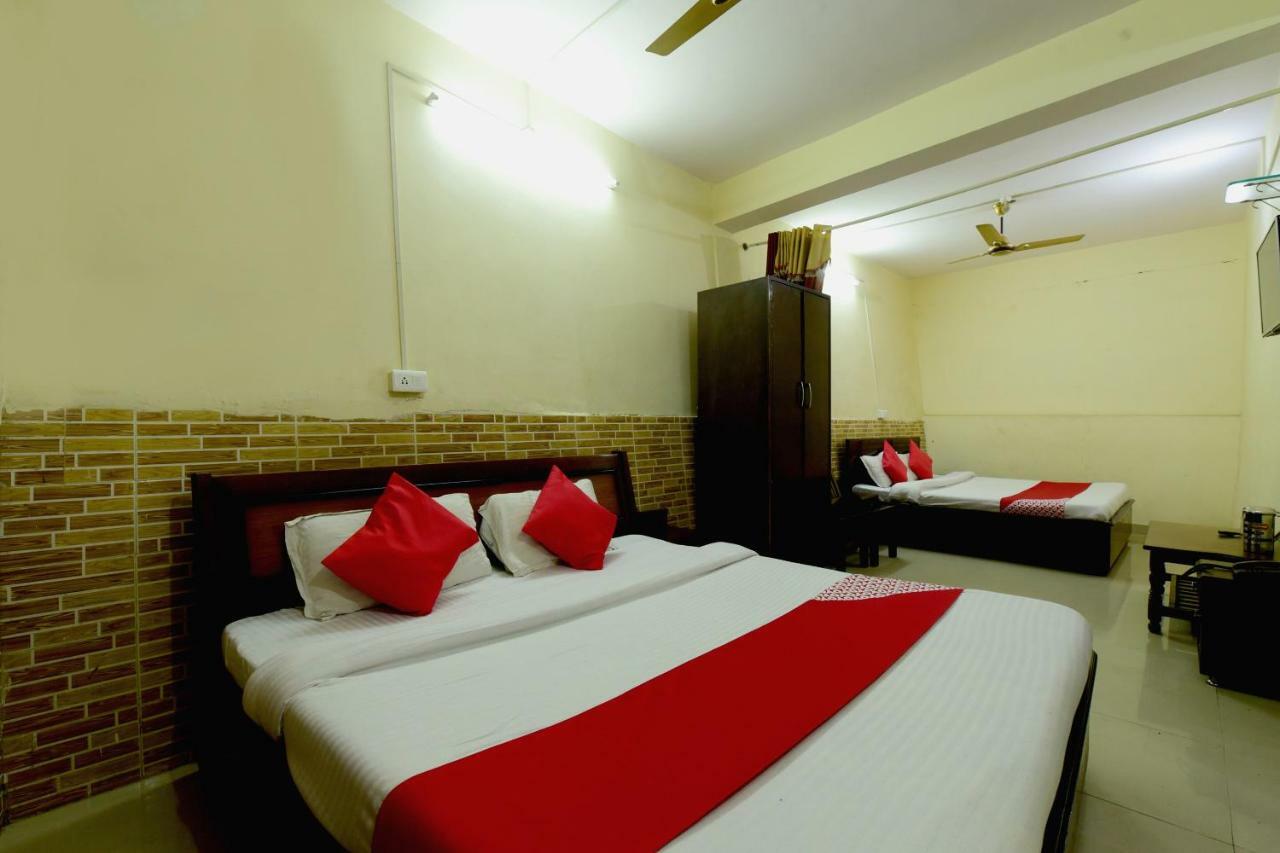Oyo 28027 Hotel Dhruv Mandi Εξωτερικό φωτογραφία